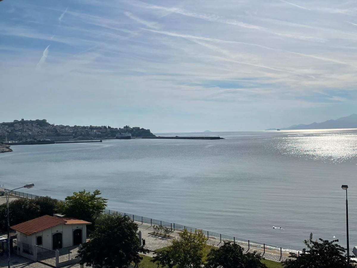 Seaside Loft Kavala Apartment Ngoại thất bức ảnh